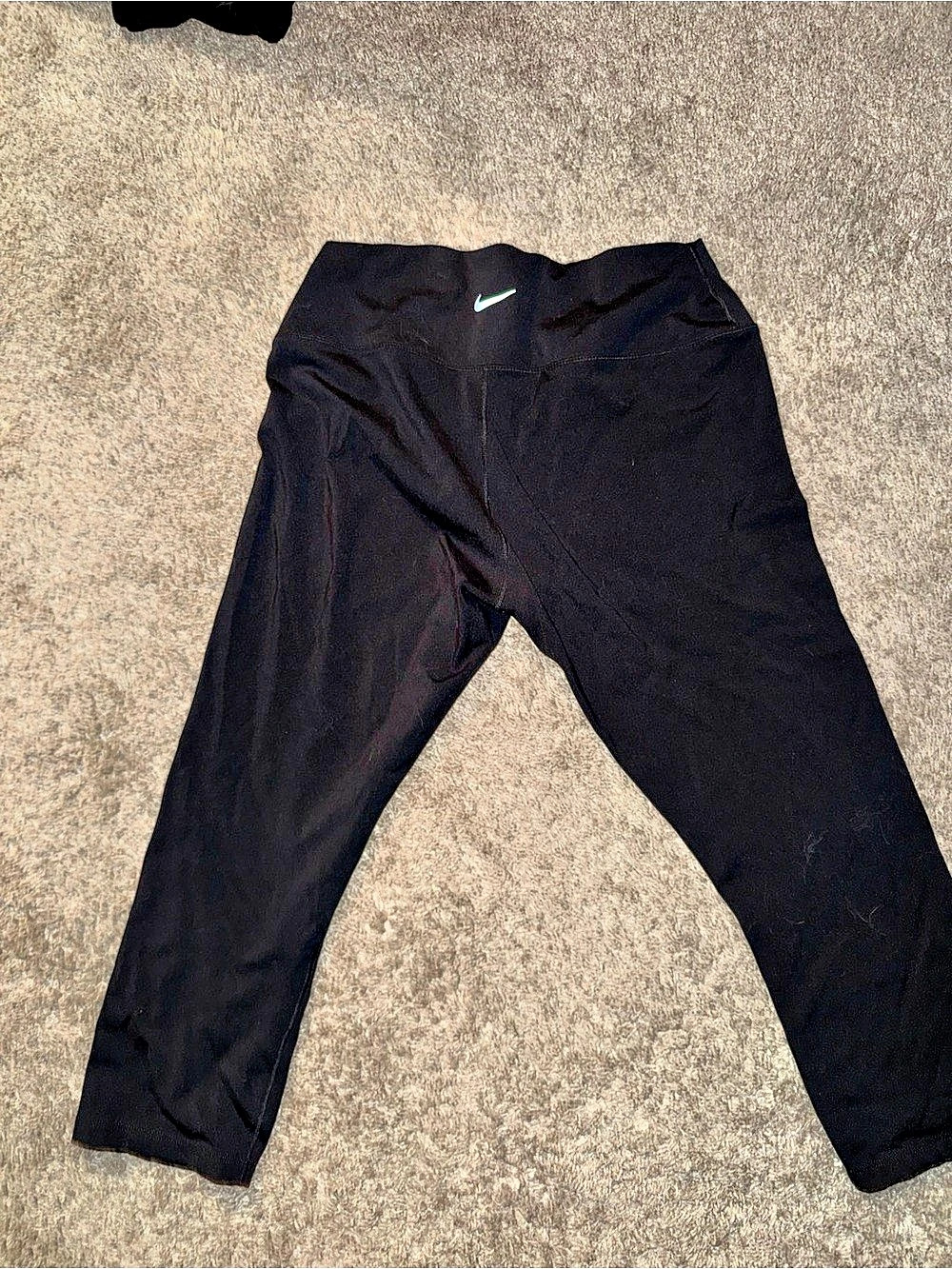 Nike One Dri-FIT Mid-Rise Capri Leggings Women’s Black XL
